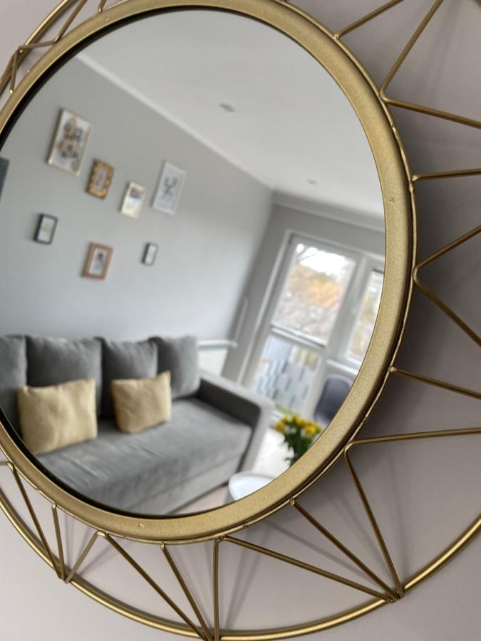 Luxury White Apartment By Marta Radom Ngoại thất bức ảnh
